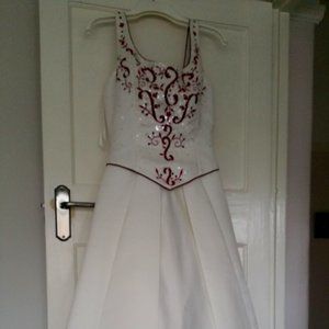 Wedding Dress, US size 14, white and burgundy